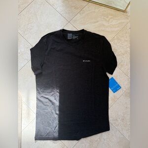 NWT Columbia t shirt
